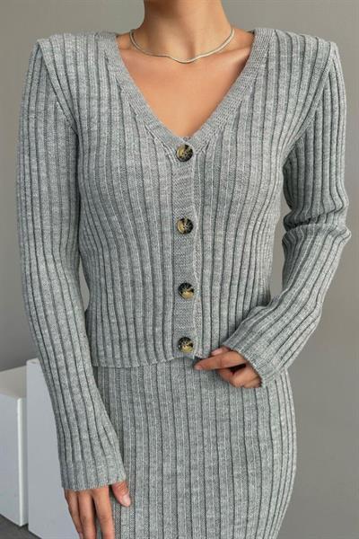 Cepli Düğmeli Üçlü Takım - Açık Gri