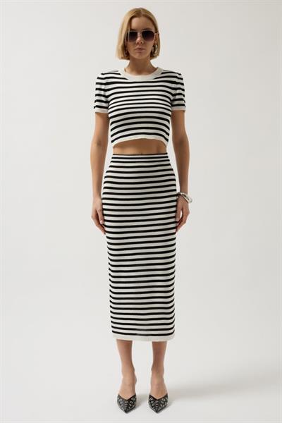 Çizgili Bisiklet Yaka Crop