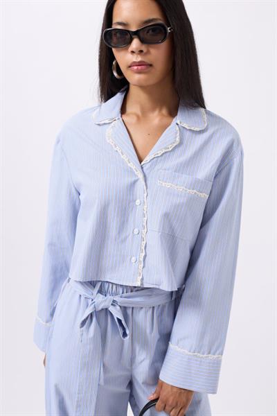 Çizgili Cep Detay Crop Gömlek