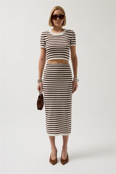Çizgili Midi Dokulu Etek