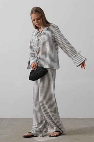 Çzgili Bağlamalı Pantolon Takım - Siyah