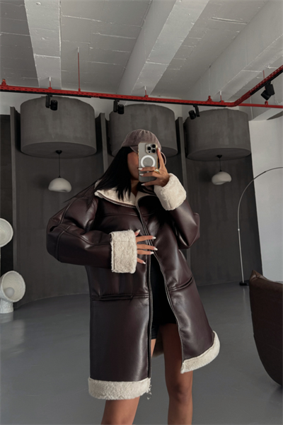 DERİ MONT KOL VE YAKA PELUŞ KAPAKSIZ CEP DETAYLI - Kahverengi