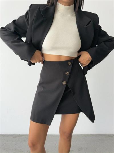 DÜĞME DETAYLI ETEK - CROP CEKET TAKIM - Siyah