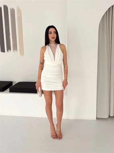 Dantel Detaylı Derin Dekolte Drapeli Mini Elbise Şık Kolsuz - Beyaz