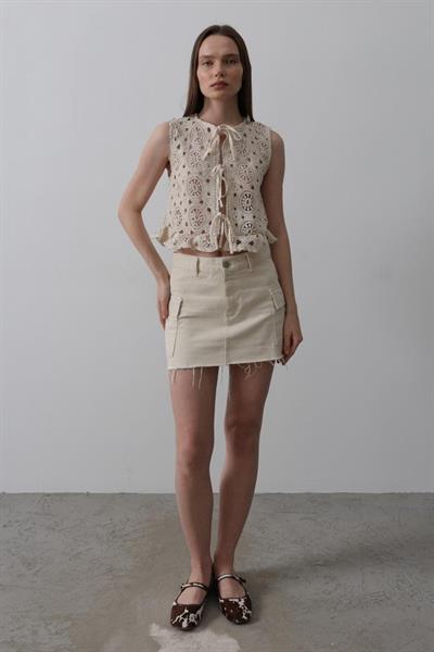 Dantelli Önü Bağlamalı Yelek - Natür