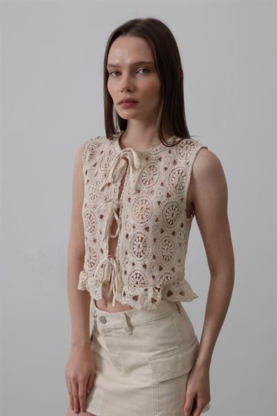 Dantelli Önü Bağlamalı Yelek - Natür