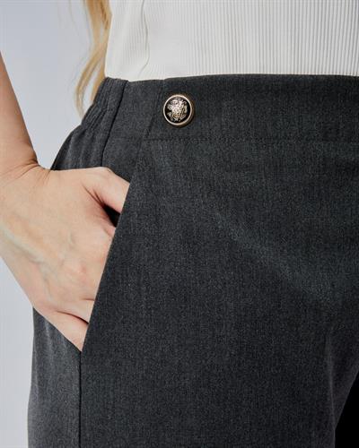 Dekorati̇f Düğmeli̇ Arka Bel Lasti̇kli̇ Büyük Beden Pantolon