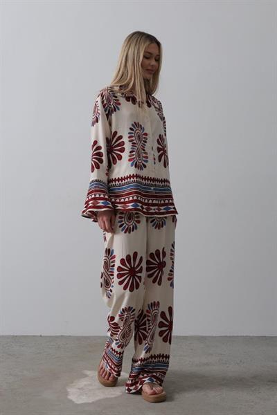 Desenli Kolları Volanlı Pantolon Takım - Kırmızı