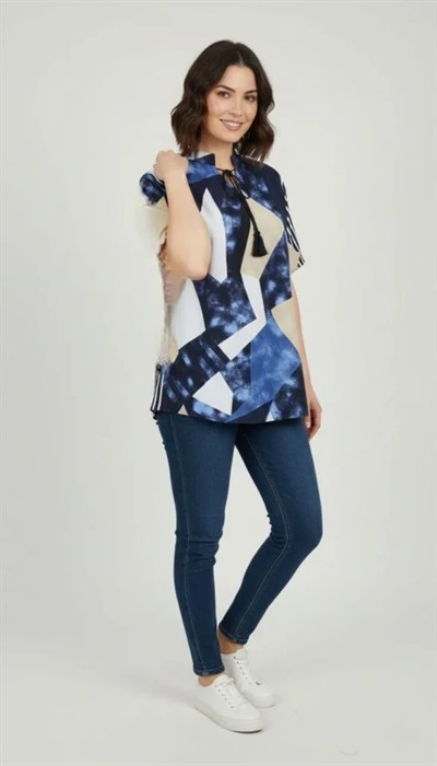 Desenli Püsküllü Viskon Bluz Bebe Yaka Kısa Kollu Big Size Rahat Kesim - Desenli