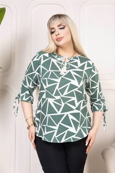 Desenli Püsküllü Viskon Bluz Bebe Yaka Kısa Kollu Big Size Rahat Kesim - Desenli