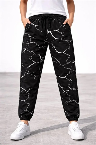 Dijital Baskılı Eşofman Altı Kışlık Üç İplik Şardonlu Kumaş Lastikli Paça, Cepli, Rahat Kalıp - Siyah