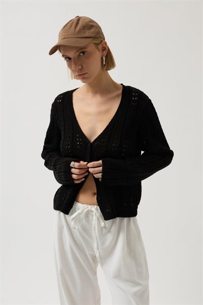 Düğme Detay Örgü Bluz