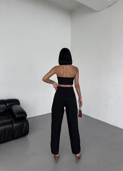 Düğmeli̇ Cep Kapakli Pantolon