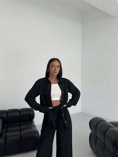 Düğmeli̇ Cepli̇ Keten İki̇li̇ Takim