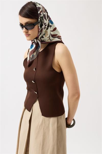 Düğmeli Dokulu Yelek