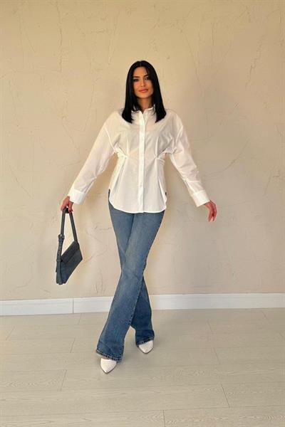 Ekru Düğme Detaylı Gömlek