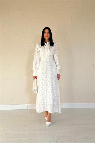 Ekru Kemer Detaylı Uzun Elbise