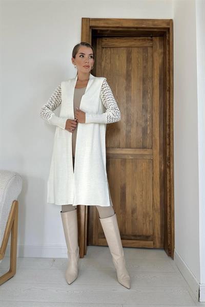 Ekru Kolları Örgülü Triko Hırka