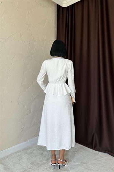 Ekru Pile Detaylı Kruvaze Elbise