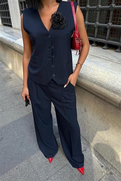 Elayne Akseuarlı Detay Yelek Takım 9900