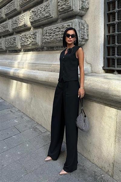 Elayne Akseuarlı Detay Yelek Takım 9900