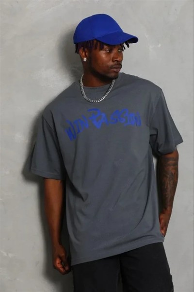 Erkek Baskılı T-Shirt Kısa Kol Bisiklet Yaka Regular Fit Rahat Kalıp Günlük Tişört - Füme