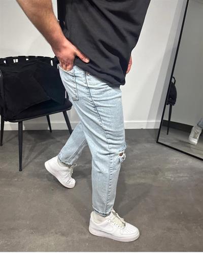 Erkek Buz Mavi Yırtık Detaylı Boyfriend Kalıp Jeans