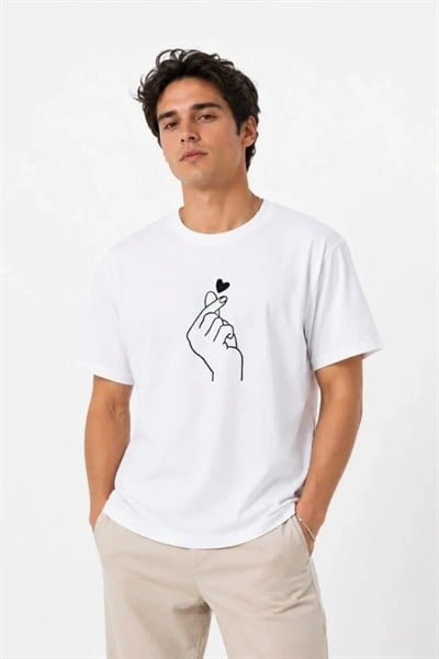 Erkek Kore Parmak Kalp Aşk Temalı Minimal Baskılı Tişört Yazlık Kısa Kol T-Shirt - Beyaz