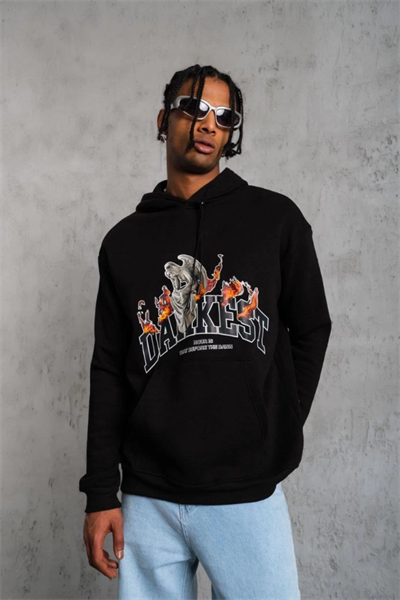 Erkek Oversize Kapüşonlu Sweatshirt – Siyah Renk Üç İplik İçi Pamuklu Kanguru Cepli Baskılı Hoodie Rahat Kalıp Kışlık Günlük Kombinlere Uygun - Siyah