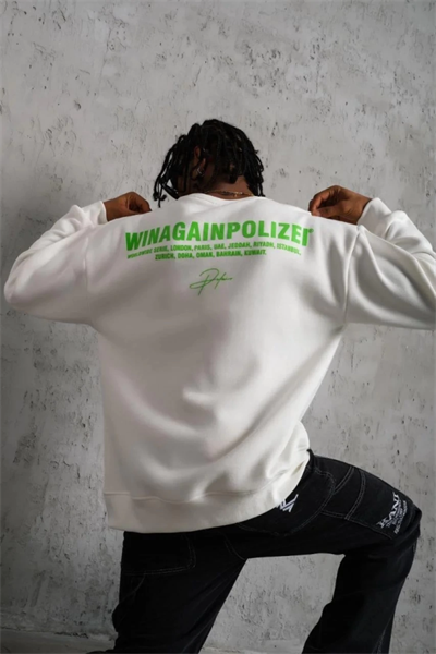 Erkek Oversize Sweatshirt – Beyaz Renk  Ön Ve Sırt Baskılı, Üç İplik İçi Pamuklu Kumaş, Rahat Kalıp, Ribanalı Kışlık Sweat  Winagain Polizei Serisi - Beyaz