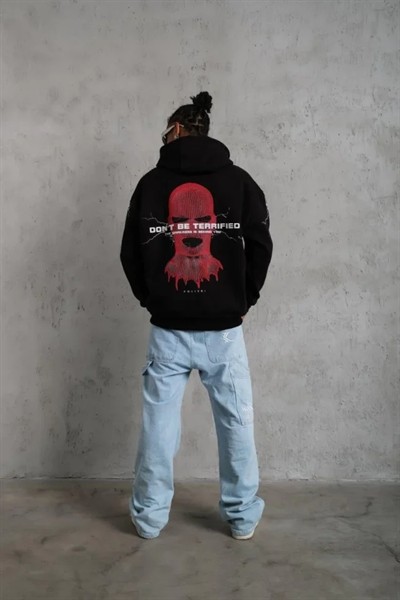 Erkek Oversize Üç İplik Kapüşonlu Sweatshirt – Siyah “Don’t Be Terrified” Ön, Sırt Ve Kol Baskılı, Kanguru Cepli, Ribanalı Rahat Model- Siyah