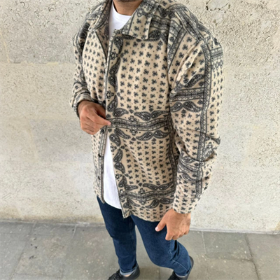 Erkek Polar Fermuarlı Sweatshirt – Kapüşonsuz, Cepli, Yumuşak Dokulu, Oversize Rahat Kalıp, Kışlık Sıcak Tutan Fermuarlı Üst - Bej