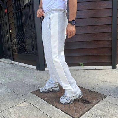 Erkek Üç İplik Kışlık Pamuklu Yandan Garneli Kalın Bej Şeritli Cepli Eşofman Altı - Gri