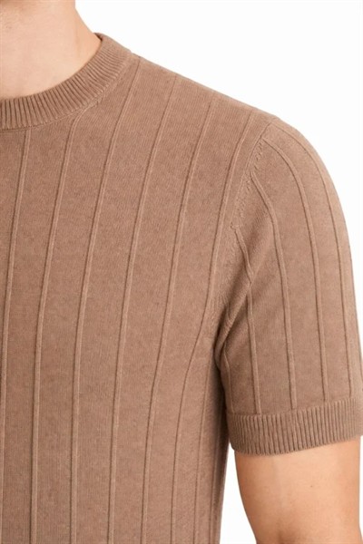 Erkek Yazlık Fitilli Triko Tişört Kısa Kol Bisiklet Yaka T-Shirt - Kahverengi