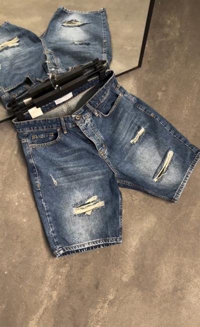 Erkek Yırtık Detaylı Kot Şort