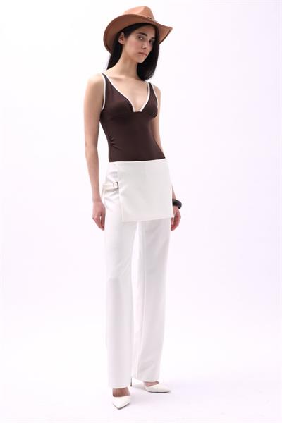 Etek Detaylı Kemerli  Pantolon