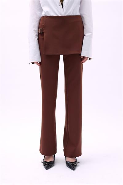 Etek Detaylı Kemerli  Pantolon