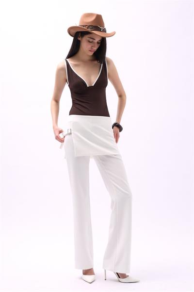 Etek Detaylı Kemerli  Pantolon