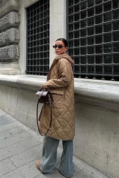 Fermuar Ve Kapşonlu Uzun Kapitone Mont 7062