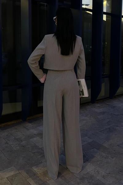 Garni Detaylı Crop Ceketli Takım 10075