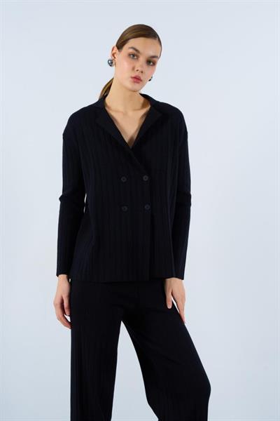 Gömlek Yaka Düğmeli Takım - Siyah
