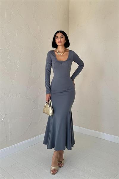 Gri Kare Yaka Klasik Elbise