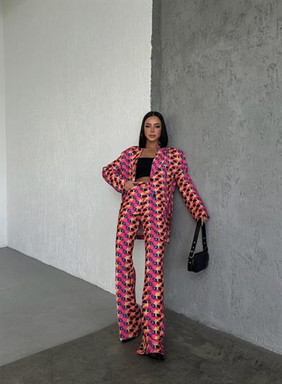 İki̇ Düğmeli̇ Desenli̇ Di̇ji̇tal Ceket