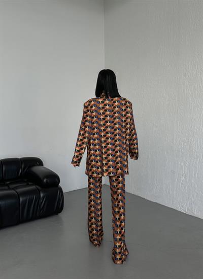 İki̇ Düğmeli̇ Desenli̇ Di̇ji̇tal Ceket