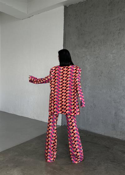 İki̇ Düğmeli̇ Desenli̇ Di̇ji̇tal Ceket