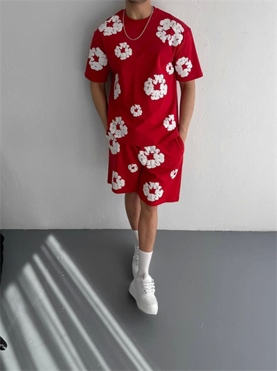 İki İplik Kumaş Baskılı T-shirt Şortlu Takım- Kırmızı