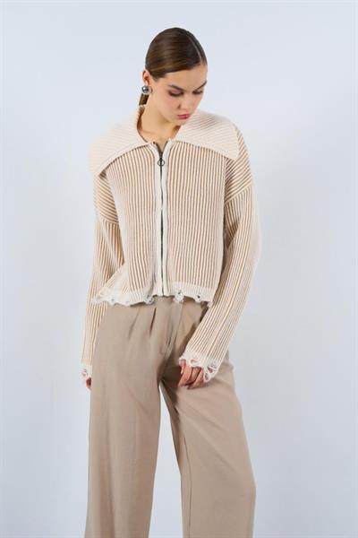 İki Renk Yırtıklı Hırka - Krem-Bej