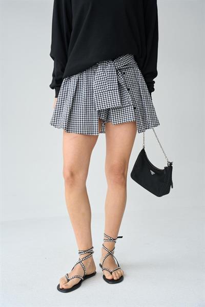 İki Renkli Gömlek Bağlamalı Şort - Siyah-Beyaz