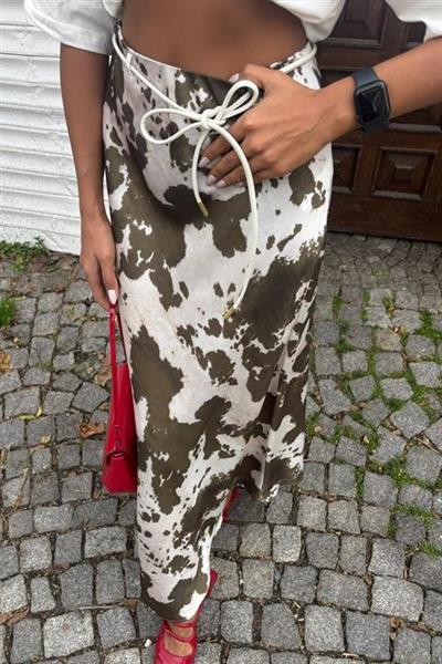 İnce Deri Kemerli Chanel Saten Etek 4050