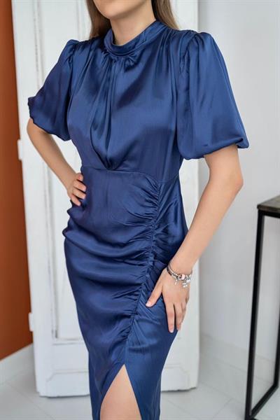 İndigo Büzgülü Saten Elbise